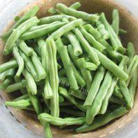 家常菜四季豆炒肉片做法图解1)