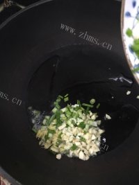营养丰富的土豆烧海带做法图解7)