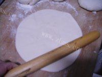 自己做的烙大饼做法图解7)
