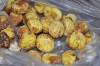好吃的拆骨肉焖栗子做法图解2)