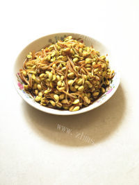 家常菜清炒黄豆芽