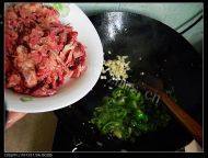 「DIY美食」青椒炒牛肉做法图解5)