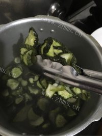 凉拌黄瓜干片做法图解5)