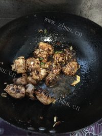 DIY香菇炖鸡腿做法图解5)