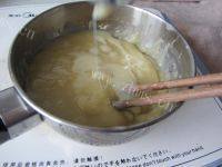 自制棉花蛋糕做法图解5)