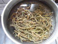 家常菜干豇豆烧肉做法图解2)