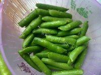 下酒菜水煮豌豆做法图解1)