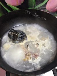 鲜美的侉炖鱼做法图解9)