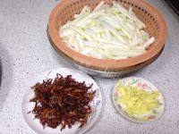 家常菜酸辣白菜做法图解2)