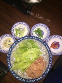 特色美食莴笋炒肉片做法图解2)