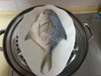 诱人的清蒸鱼做法图解4)