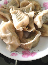 诱人的香菜饺子做法图解11)