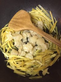 鲜香的蜂蜜柚子茶做法图解6)