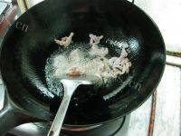 好吃的香干肉丝做法图解2)