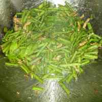 DIY肉炒豇豆做法图解8)