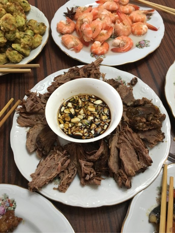 色味俱佳的酱牛肉