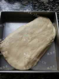 美美厨房之油条做法图解3)