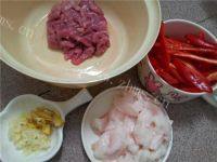 家常菜四季豆炒肉丝做法图解1)