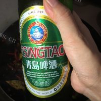 美味营养的麻辣小龙虾做法图解9)