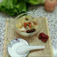 营养的银耳红枣鸡汤的做法图解八