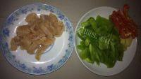 家常菜莴苣炒肉做法图解2)