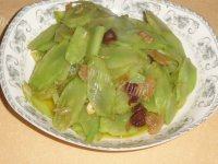 好吃不腻的肉片炒莴笋