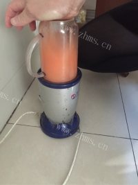 回味无穷的胡萝卜米糊做法图解2)