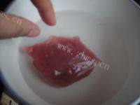 美味的糖醋里脊做法图解2)