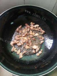 家常菜荷兰豆炒瘦肉做法图解3)