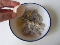 美味的菠萝油条虾做法图解2)