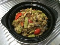 咸鱼茄子煲做法图解13)