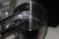 鲜榨苹果汁做法图解4)