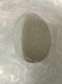 美味的皮蛋瘦肉粥做法图解3)