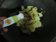 口齿留香的尖椒土豆片做法图解7)
