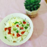 美味的鸡蛋汤面