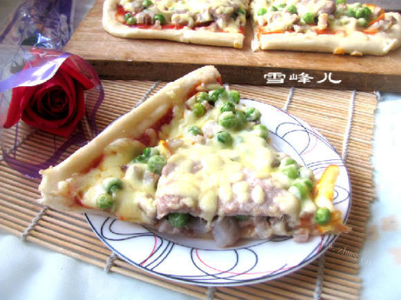 脆底牛肉披萨