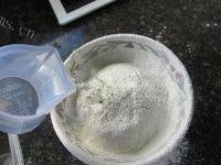 绝味的草莓大福做法图解3)