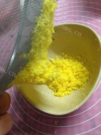 香喷喷的玛格丽特饼干做法图解3)