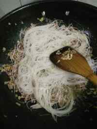 家常菜肉沫粉丝做法图解7)