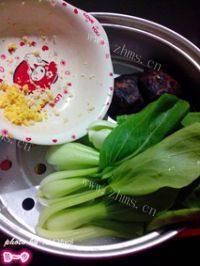 家常浇汁香菇青菜做法图解1)