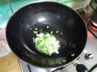 家常菜素炒菠菜做法图解3)