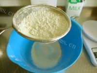 自制奶香华夫饼做法图解2)