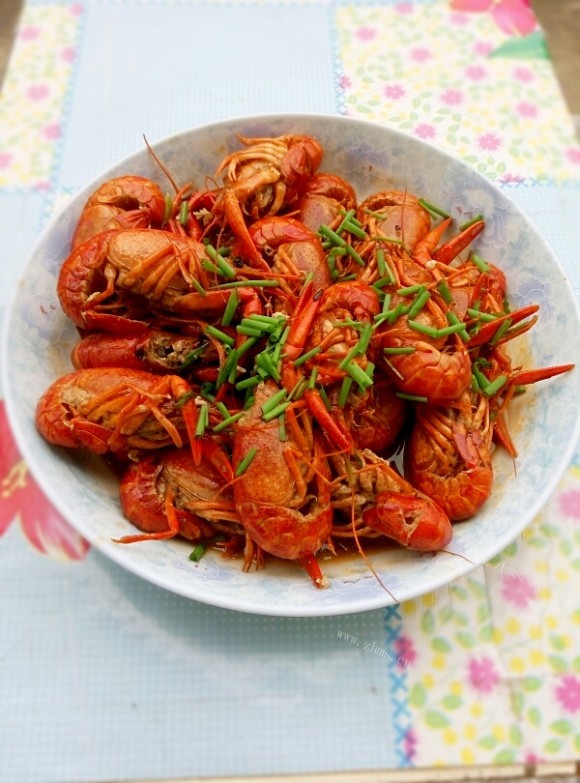 美味的香辣小龙虾