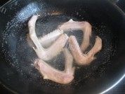 美味的烤鸭翅做法图解1)