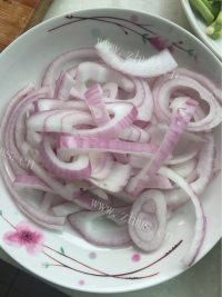 口感极佳的家常炒饼做法图解3)
