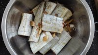 美味的酥炸带鱼做法图解2)