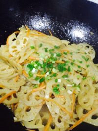 家常菜糖醋藕片做法图解9)