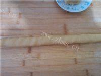 鲜甜豆沙卷做法图解2)