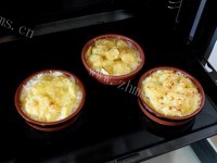 美味的奶油芝士焗土豆做法图解7)