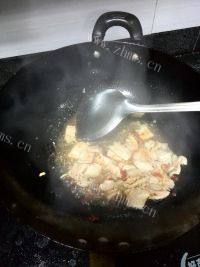 鲜甜胡萝卜炒肉片做法图解3)
